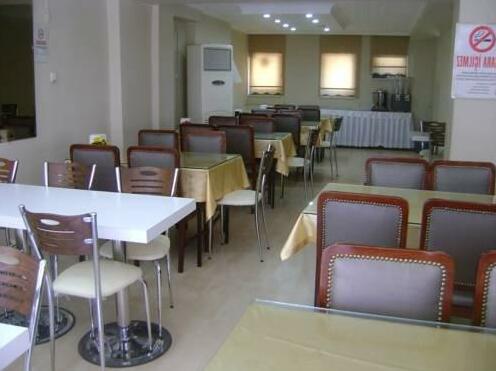 Hotel Ay - Photo4