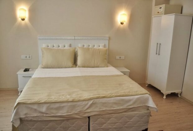 Huxley Hotel and Aparts Old City - Photo2