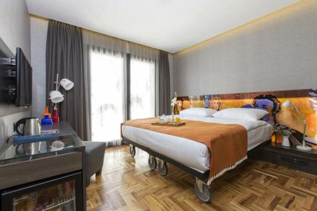 Lampa Design Hotel-Special Category - Photo5