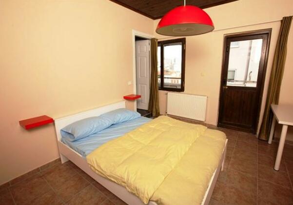 Liberta Hostel - Photo4