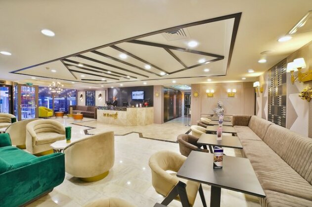 Lion Hotel - Photo2