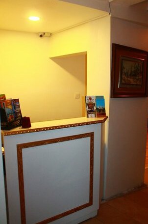 Liva Suite Hotel - Photo4