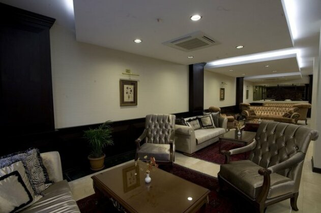 Maywood Hotel - Photo3