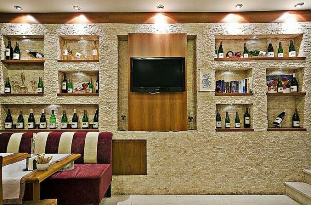 Millennium Suites - Photo4