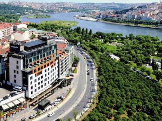 Movenpick Istanbul Hotel Golden Horn - Photo2