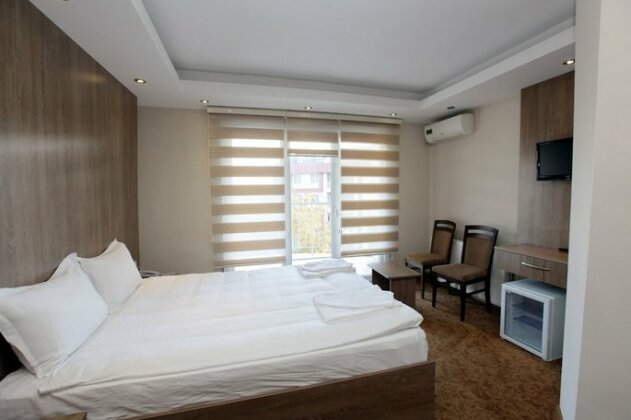 Ny World Hotel - Photo3
