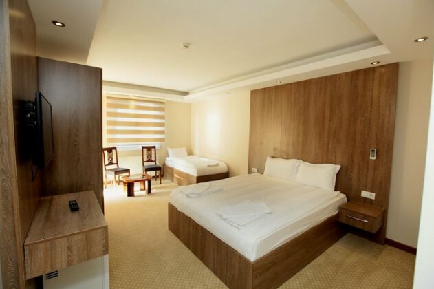 Ny World Hotel - Photo4
