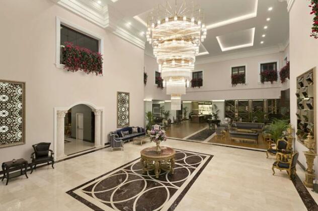 Ramada Hotel & Suites by Wyndham Istanbul Merter - Photo3