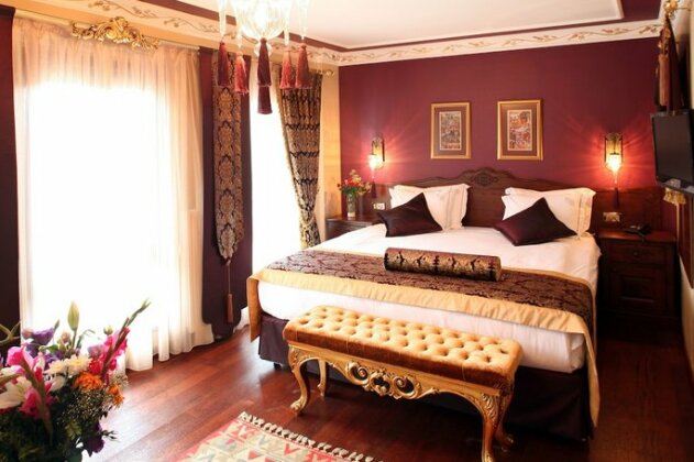 Rose Garden Suites - Photo5