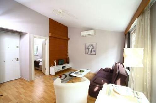 Rose Suites - Photo2