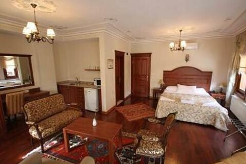 Tashkonak Studio Suites - Photo2