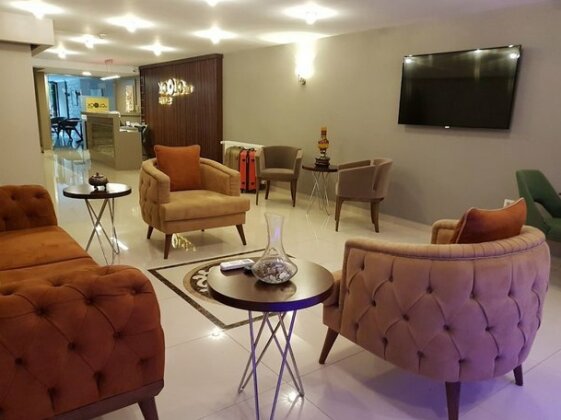 The Clock Suites - Photo4