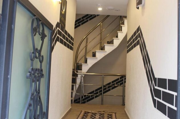 The Lola Hotel - Photo2