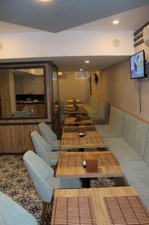 The Lola Hotel - Photo5