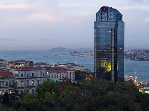 The Ritz-Carlton Istanbul at the Bosphorus