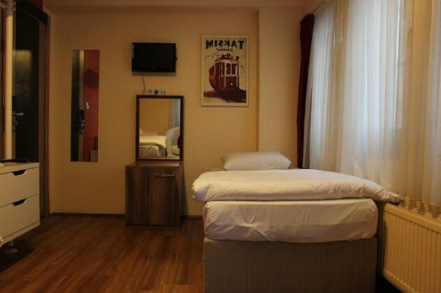 Twins Rooms Hostel - Photo5