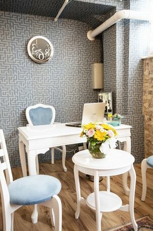 White Pearl Apart - Photo4