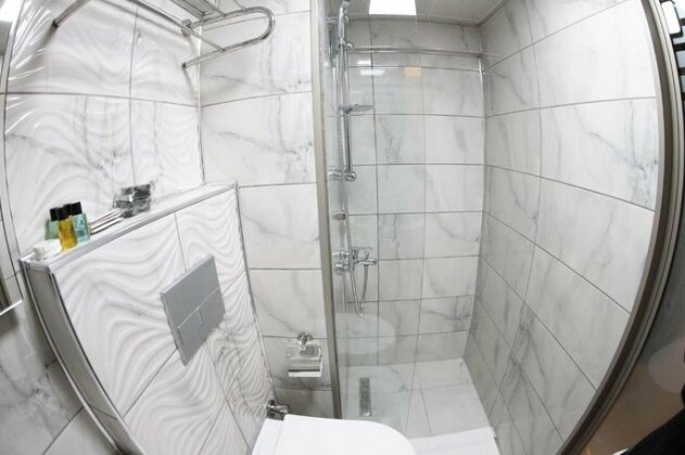 X-Nellyi Hotel - Photo2