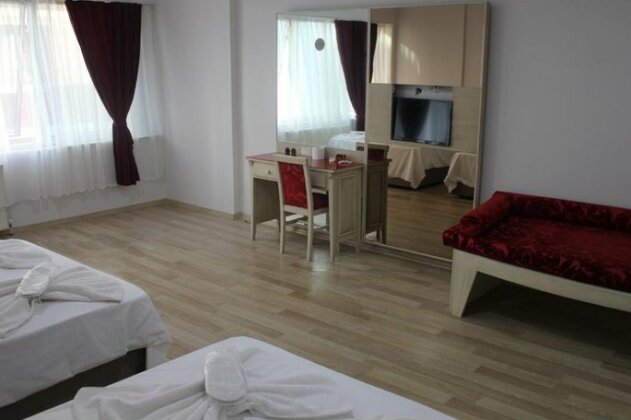 Yues Hotel - Photo2