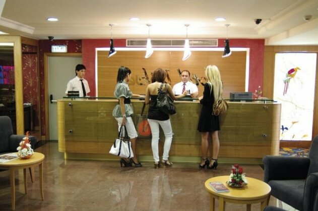 Yuksel Hotel Istanbul - Photo2
