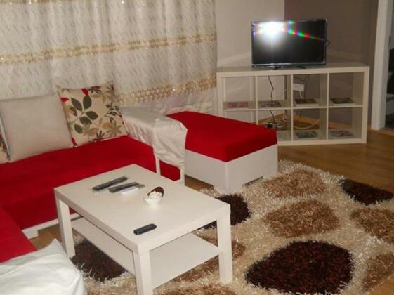 Apartment Red - Photo3
