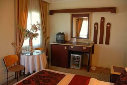 Best Inn Hotel Izmir - Photo2