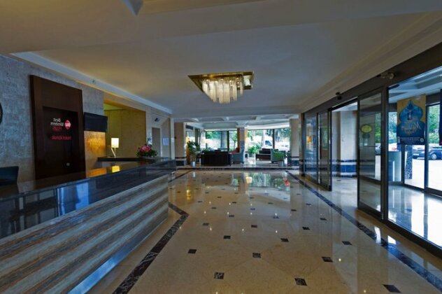 Best Western Plus Hotel Konak - Photo5