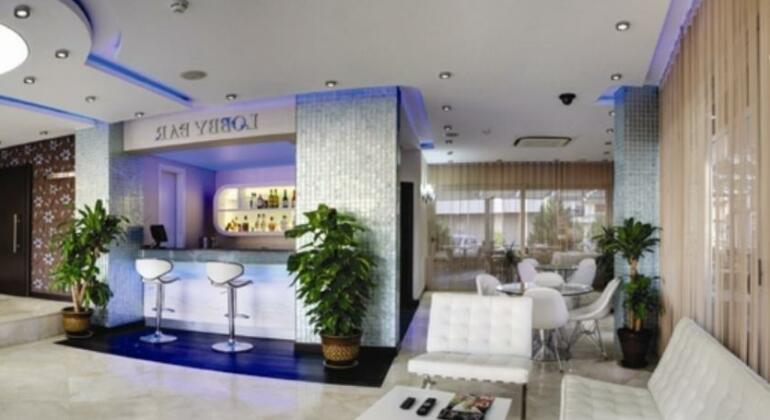 Blue City Hotel Izmir - Photo2