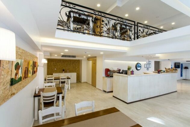 City Hotel Izmir - Photo3