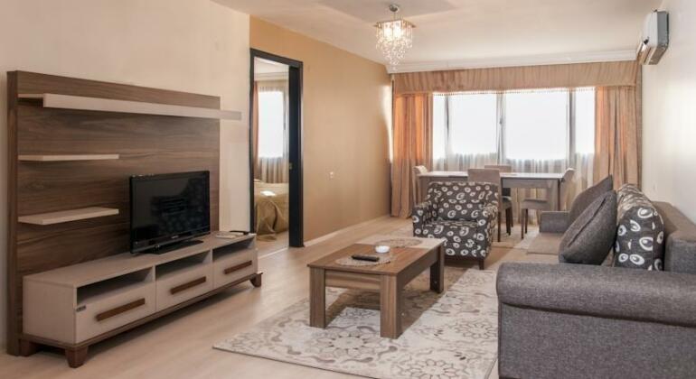 Gokas Residence - Photo2