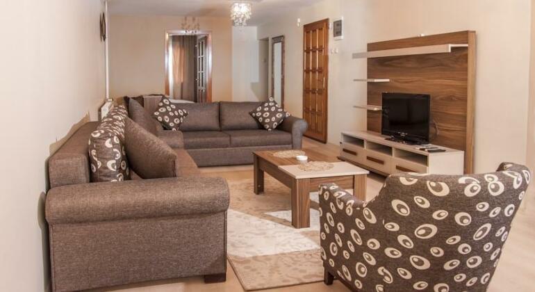 Gokas Residence - Photo3