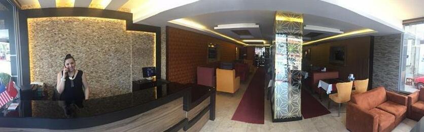 Hotel Metro - Photo2