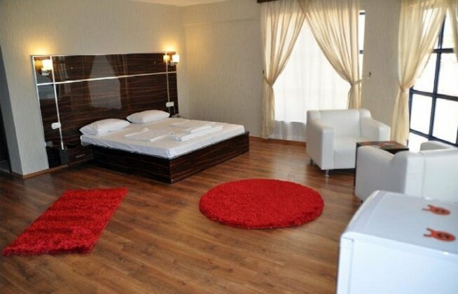 Iyonya Hotel - Photo5