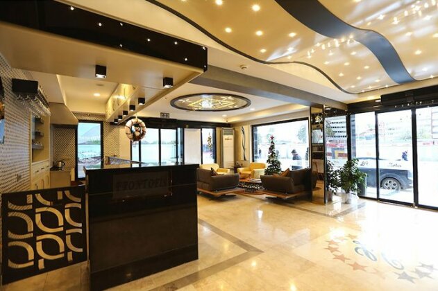 Life Corner Hotel - Photo3
