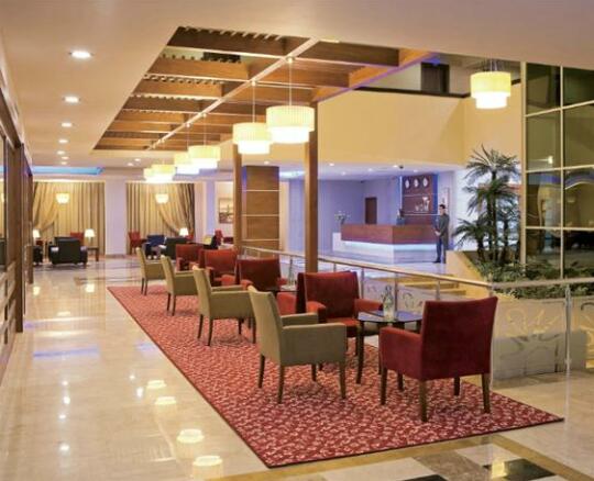 Mom Hotel
