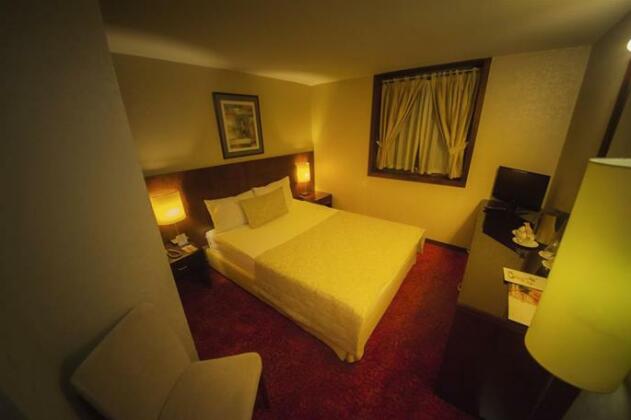 Palm City Hotel Izmir - Photo2