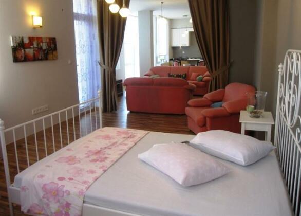 Zena House Alsancak - Photo3