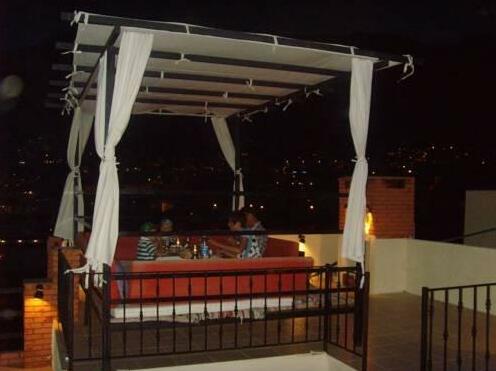 Lizo Hotel - Photo3