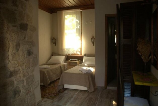 Tas Avlu Butik Otel - Photo4