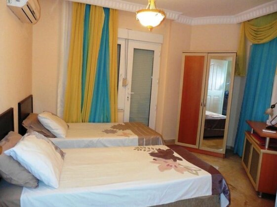 Castle View Villa - Photo5