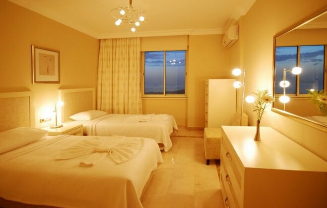 Goldcity Apartments - Photo3