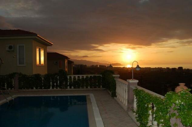 GoldCity SM With Private Pool Villa - Photo5