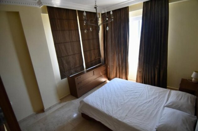 GoldCity Villa with pool - Photo5