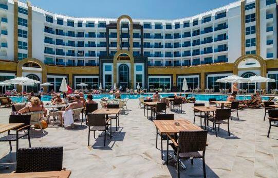 The Lumos Deluxe Resort Hotel & Spa - Photo4