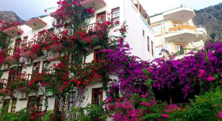 Aphrodite Pension