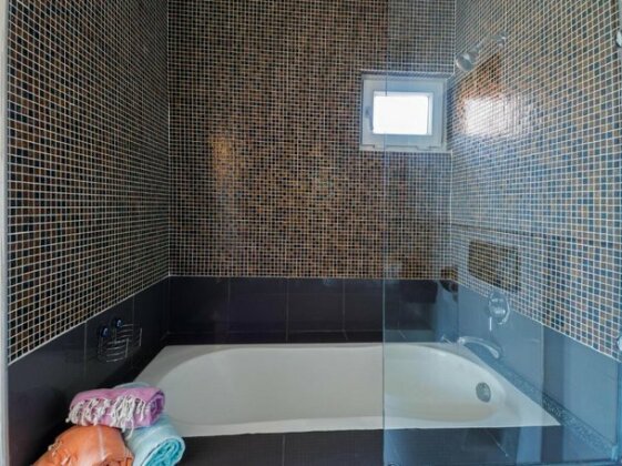 Hideaway Penthouse Apartment - Photo4