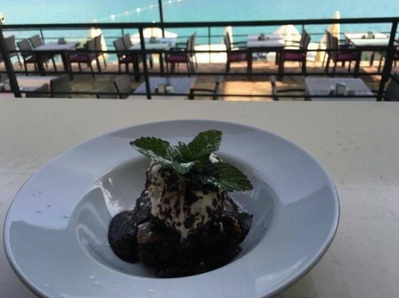 La Moda Beach Hotel - Photo5