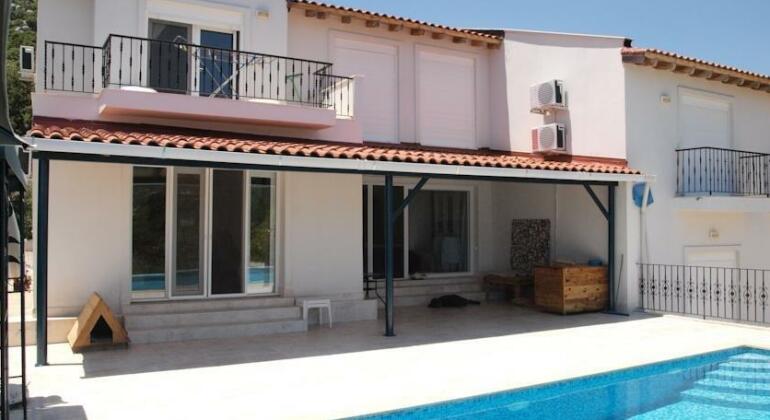 Moonstone House