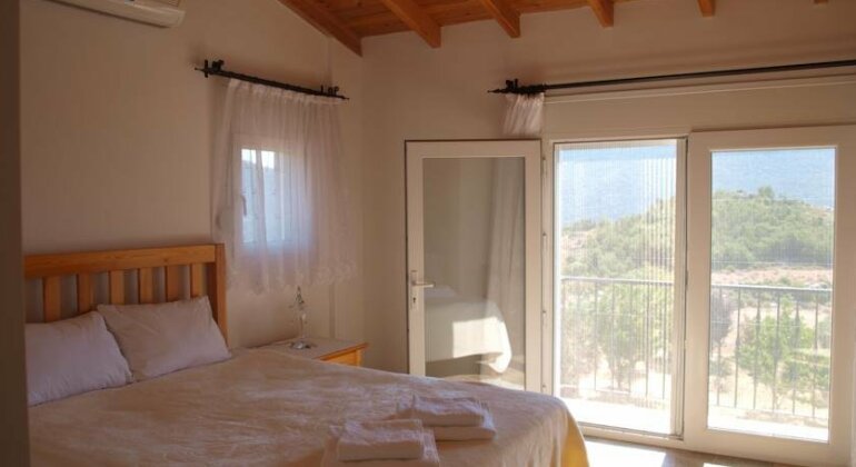 Moonstone House - Photo3