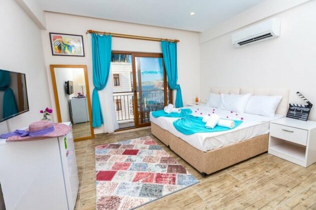 Vivid Hotel - Photo2